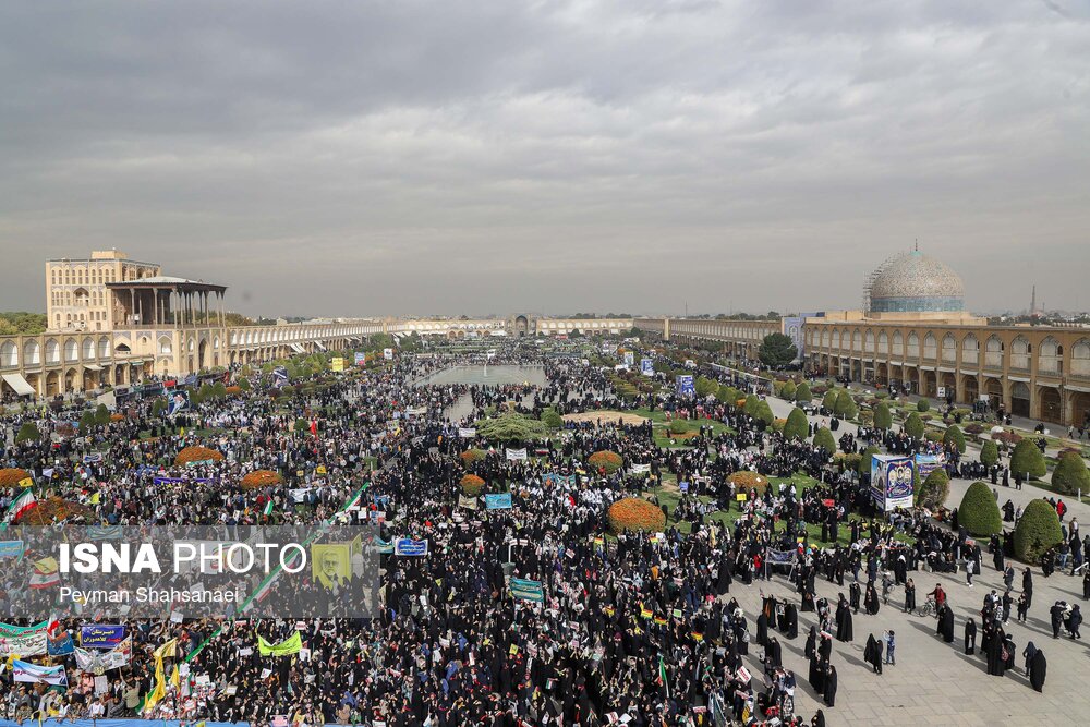 مراسم راهپیمایی روز ۱۳ آبان در اصفهان